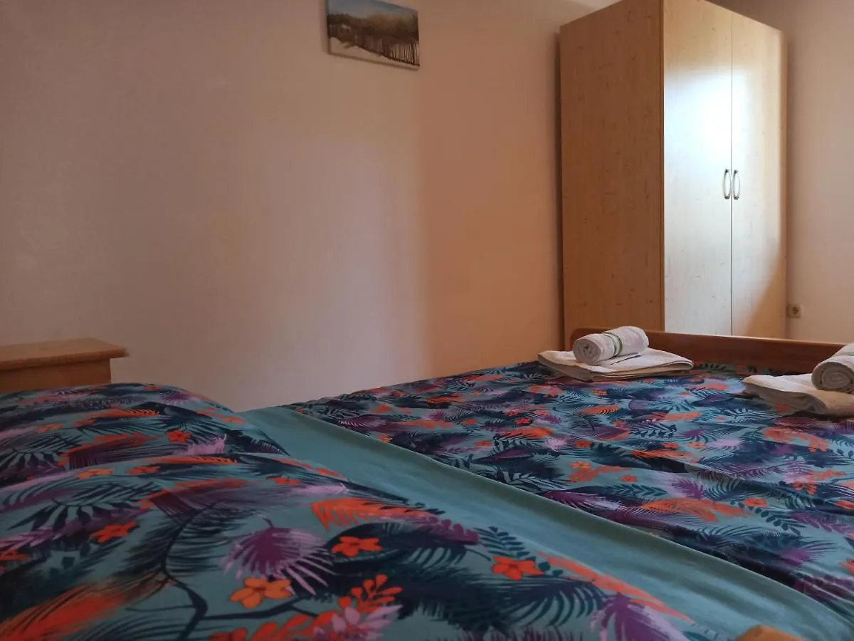 Apartments Kornati Ždrelac